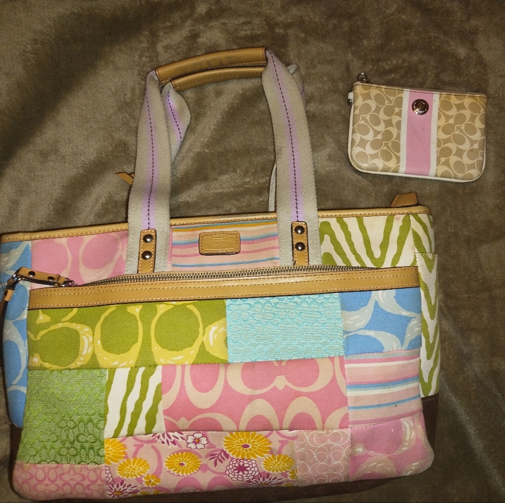 coach purse and comin bag